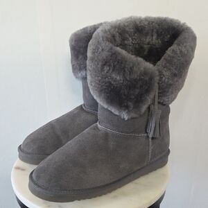 Aspen Suede And Shearling Mid-Calf Gray Boots Size 8